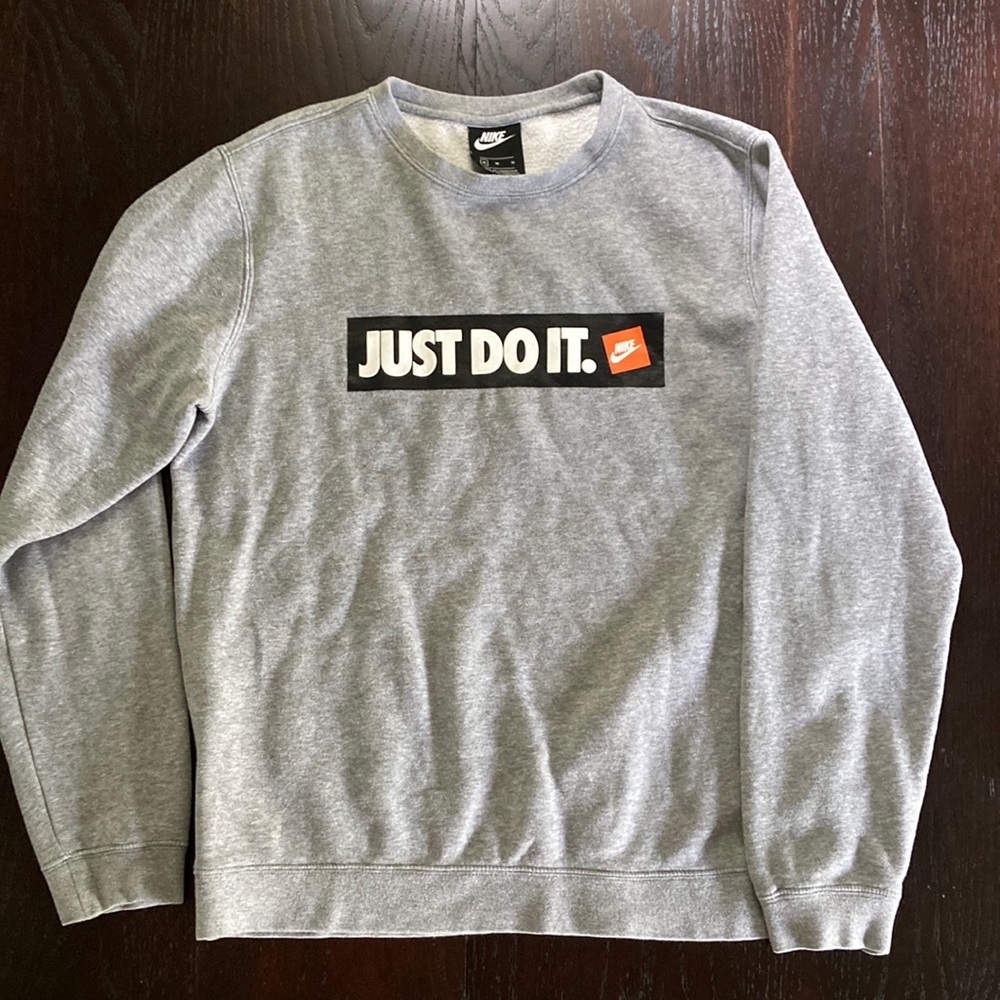 Nike Sweatshirt Men’s Medium